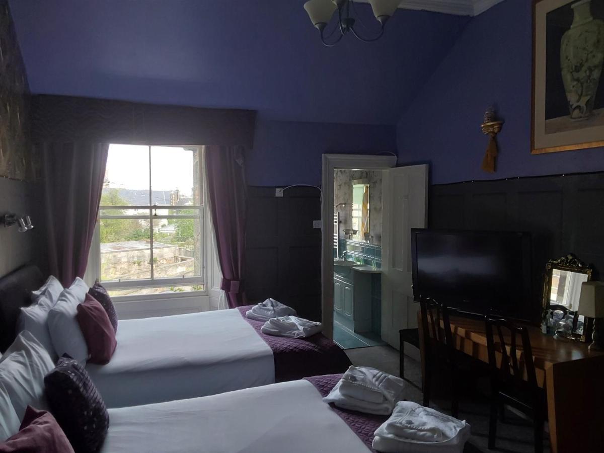 East Claremont Guest House เอดินบะระ ภายนอก รูปภาพ